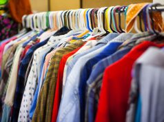 Por que algumas algumas ONGs vendem as roupas que recebem em doação?