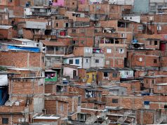 Desafios da Pobreza Extrema no Brasil: Uma Análise Estatística