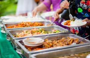Restaurantes podem doar comida no Brasil?