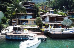 Rifa Solidária: Transforme Vidas e Concorra a Um Final de Semana em Angra dos Reis com Passeio de Lancha Incluso