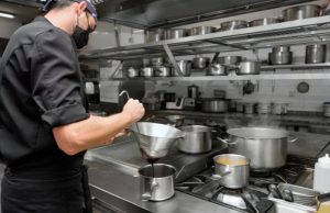 Fazer Sobrar para Doar: O Impacto Transformador da Generosidade Empresarial na Luta Contra a Fome