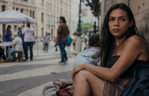 Mulheres trans em situação de rua: quando a exclusão tem muitas camadas