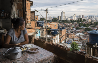 A fome nas favelas não é falta de comida: é falta de cidade